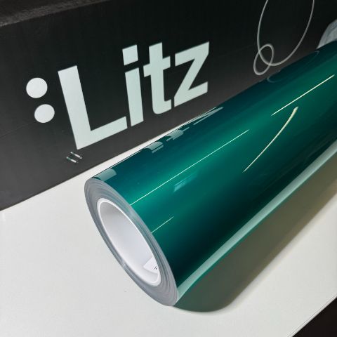 Chrome Emerald Green — muestra real de LITZ