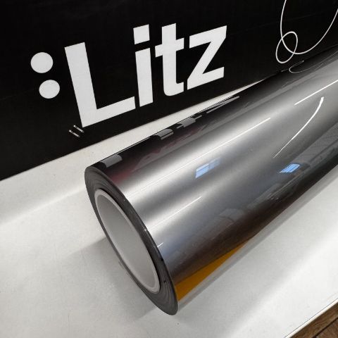 Super Chrome Gray — muestra real de LITZ