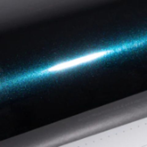 Nordic Green Gloss — muestra real de TeckWrap